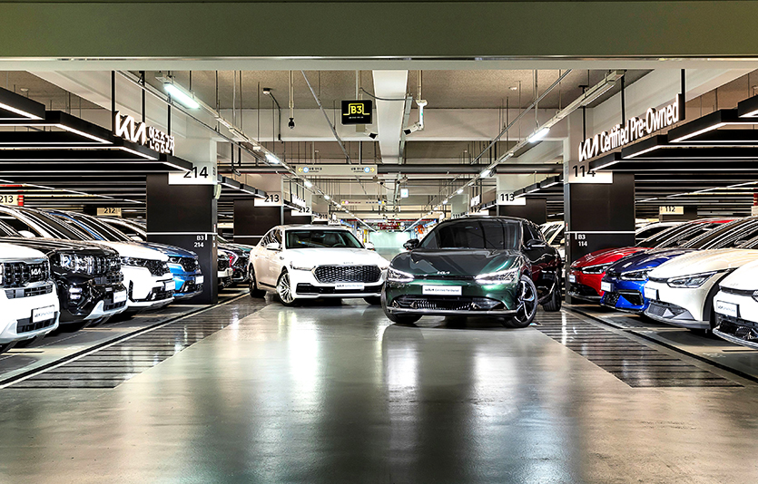 기아는 ‘인증중고차 오프라인 방문예약 서비스’를 29일부터 경기도 용인시 오토허브에 위치한 기아 인증중고차센터에서 시작한다. 사진=기아