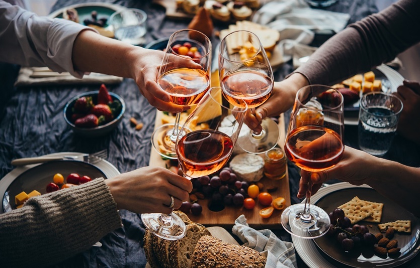 봄 맞이 프로모션 - 무제한 와인 및 생맥주. 사진=AC 호텔 바이 메리어트 서울 강남