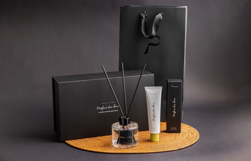 더 플라자 디퓨저&퍼퓸 핸드크림 세트. 사진=한화호텔앤드리조트