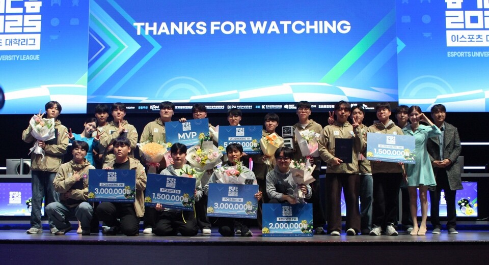 신구대학교와 경상국립대학교가 ‘2025 이스포츠 대학리그’ LoL과 FC 온라인 종목에서 정상에 올랐다. 사진=한국e스포츠대회