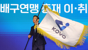 [주말! EZ 인물도감] 오너 경영 품은 V리그...이호진號 KOVO, '스포츠 비즈... - 뉴스 썸네일 이미지